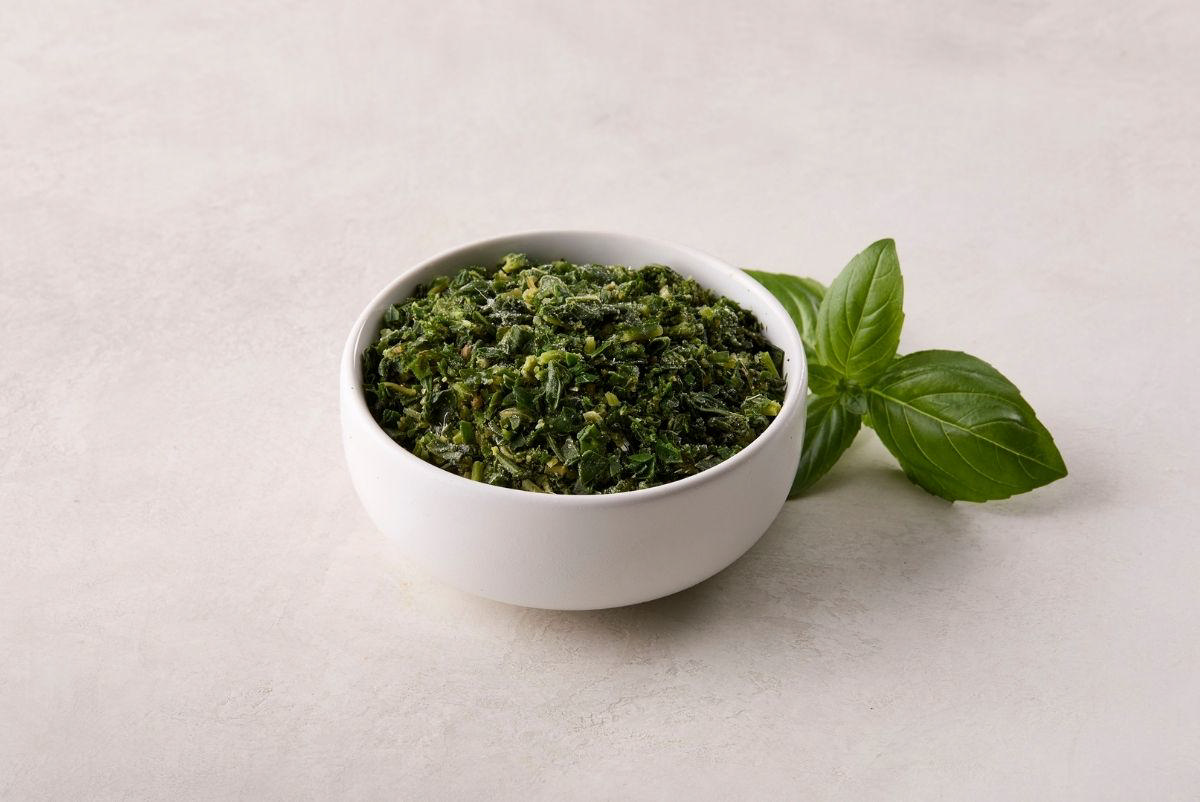 Basil Blanched Small