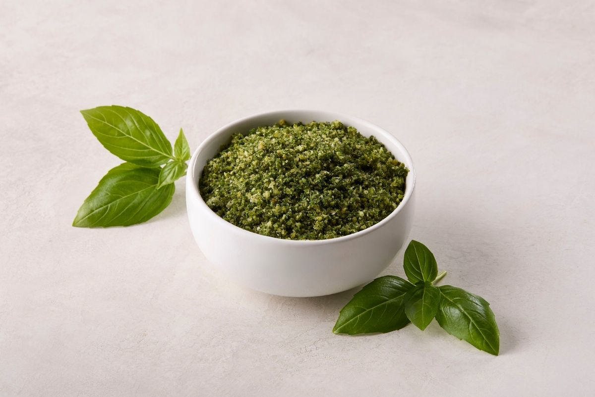 Basil Blanched Superfine